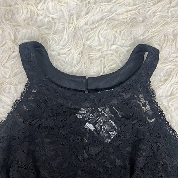 Torrid Women’s Plus 2x Black Lace Peplum Top High Neck Cutaway Shoulders NWT - Picture 11 of 12